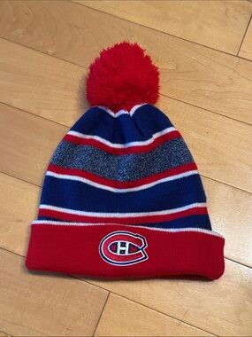 NHL Montreal Canadiens Roll Up Rim Striped Pom Toque